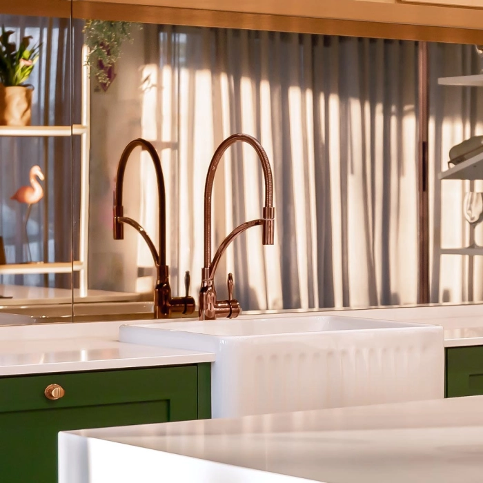 Torneira Monocomando Gourmet de Cozinha (Riviera Rosé Gold) - Ambientada