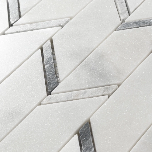 Pastilhas de Pedra Chevron (Mármores Piguês e Grey) Produto Pastilhas de Pedra Chevron (Mármores Piguês e Grey)