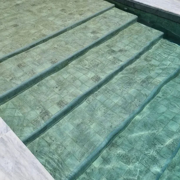Cantoneira Côncava para Piscina 3,5x20 cm (Palau) Produto Cantoneira Côncava para Piscina 3,5x20 cm (Palau)