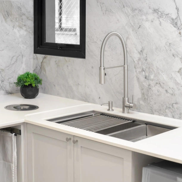 Esteira Escorredora em Inox Flexível 36x33 cm (Escovada) Produto Esteira Escorredora em Inox Flexível 36x33 cm (Escovada)