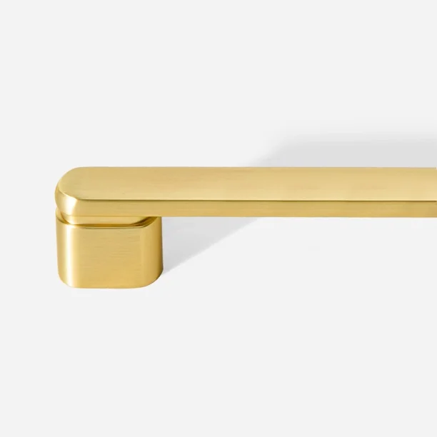 Puxador para Móvel Alça Sobrepor 160 mm Zamac (Memphis Dourado Fosco) - Outlet Produto Puxador para Móvel Alça Sobrepor 160 mm Zamac (Memphis Dourado Fosco) - Outlet