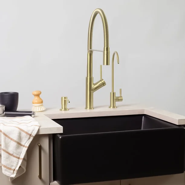 『HAMI VEN 6108 GOLD×BLACK』 Torneira Monocomando Gourmet de Cozinha (Venice Ouro Fosca) | Bela