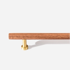 Puxador para M&oacute;vel Al&ccedil;a Sobrepor 224 mm em Madeira (Argos)