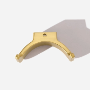 Cabide com Gancho Duplo de Parede Zamac (Batel Ouro Fosco)