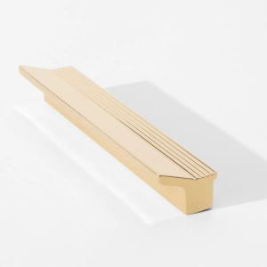 Puxador para Móvel Alça Sobrepor 96 mm Zamac (Troia Dourado)