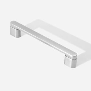 Puxador para M&oacute;vel Al&ccedil;a Sobrepor 128 mm Zamac (Memphis Escovado)