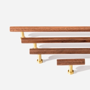 Puxador para M&oacute;vel Al&ccedil;a Sobrepor 224 mm em Madeira (Argos)