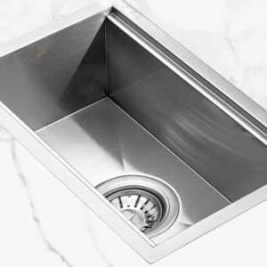 Escorredor Embutido Calha Molhada Inox 26x41 cm (Escovado)