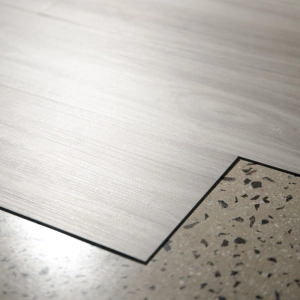 Piso Vin&iacute;lico Adesivo Autocolante em R&eacute;gua (Iowa)