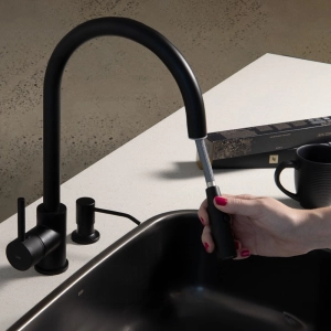 Torneira Monocomando Gourmet de Cozinha (Barbados Preta Fosca)