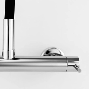 Torneira Misturador Gourmet de Parede de Cozinha (Viana Preta)