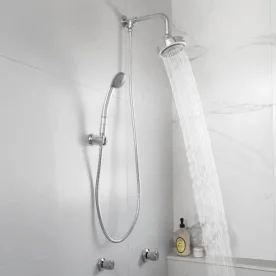 Ducha Auto Limpante Redonda 12 cm de Parede com Desviador (Gutta Cromada) - Outlet Produto Ducha Auto Limpante Redonda 12 cm de Parede com Desviador (Gutta Cromada) - Outlet