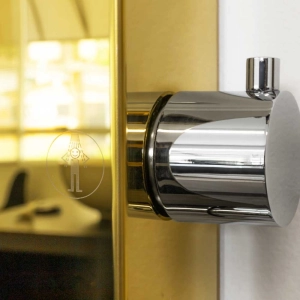 Ducha Vertical com Hidro e Cascata (Inox Dourada)