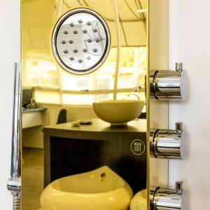 Ducha Vertical com Hidro e Cascata (Inox Dourada)