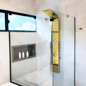 Ducha Vertical com Hidro e Cascata (Inox Dourada)