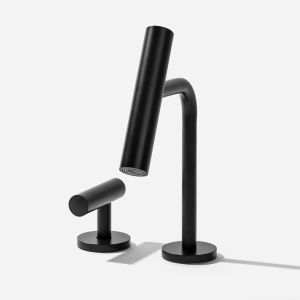 Torneira Monocomando Baixa para Banheiro (Lay Preta Fosca)