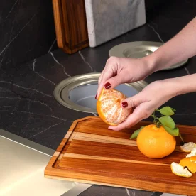 Produto Lixeira Embutida de Cozinha Inox Redonda 5 Litros (Mizu Escovada) - Outlet