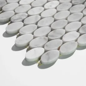 Pastilhas de Pedra Oval (Mármore Carrara) - Outlet Produto Pastilhas de Pedra Oval (Mármore Carrara) - Outlet