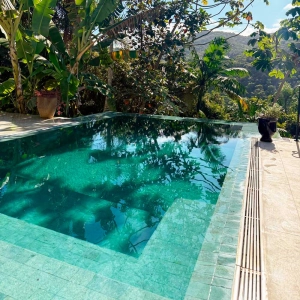 Pedra Hijau Lisa 10x10 cm - m&sup2;