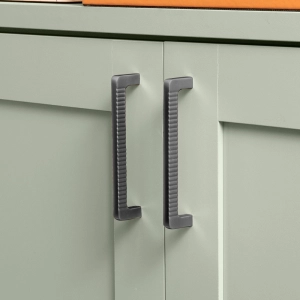 Puxador para M&oacute;vel Al&ccedil;a Sobrepor 192 mm Zamac (Petra Grafite Fosco) - Outlet