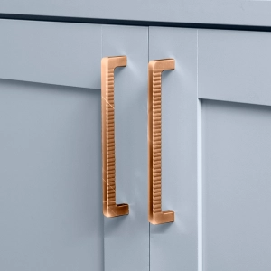 Puxador para Móvel Alça Sobrepor 192 mm Zamac (Petra Rosé Gold)