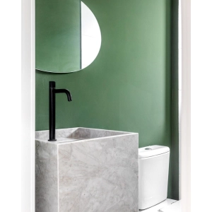 Torneira Alta de &Aacute;gua Fria para Banheiro (Murat Preta Fosca)