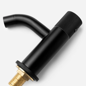 Torneira Baixa de &Aacute;gua Fria para Banheiro (Murat Preta Fosca)