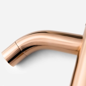Torneira Baixa de &Aacute;gua Fria para Banheiro (Murat Ros&eacute; Gold)