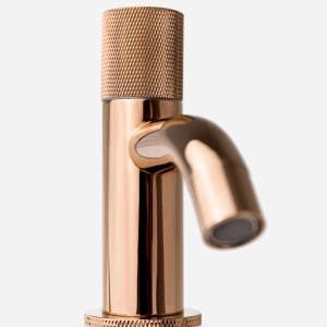 Torneira Baixa de &Aacute;gua Fria para Banheiro (Murat Ros&eacute; Gold)
