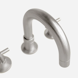 Torneira Misturador Baixa para Banheiro Inox (Alva Escovada)