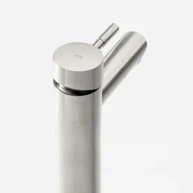 Torneira Monocomando Alta para Banheiro Inox (Lis Escovada) - Outlet Produto Torneira Monocomando Alta para Banheiro Inox (Lis Escovada) - Outlet