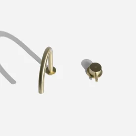 Torneira Monocomando Baixa para Banheiro (Milos Ouro Fosco) - Outlet Produto Torneira Monocomando Baixa para Banheiro (Milos Ouro Fosco) - Outlet