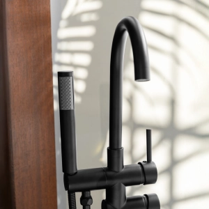 Torneira Monocomando de Piso para Banheira (Maule Preta Fosca)