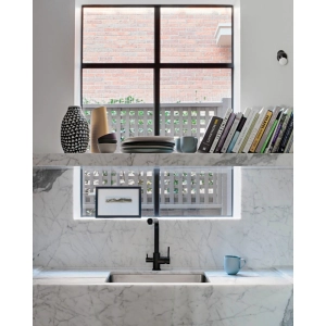 Torneira Monocomando Girat&oacute;ria de Filtro (Ubatuba Preta Fosca)