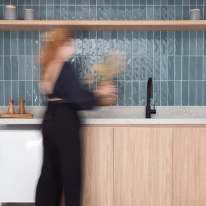 Torneira Monocomando Gourmet de Cozinha Inox (Maldivas Preta Fosca)